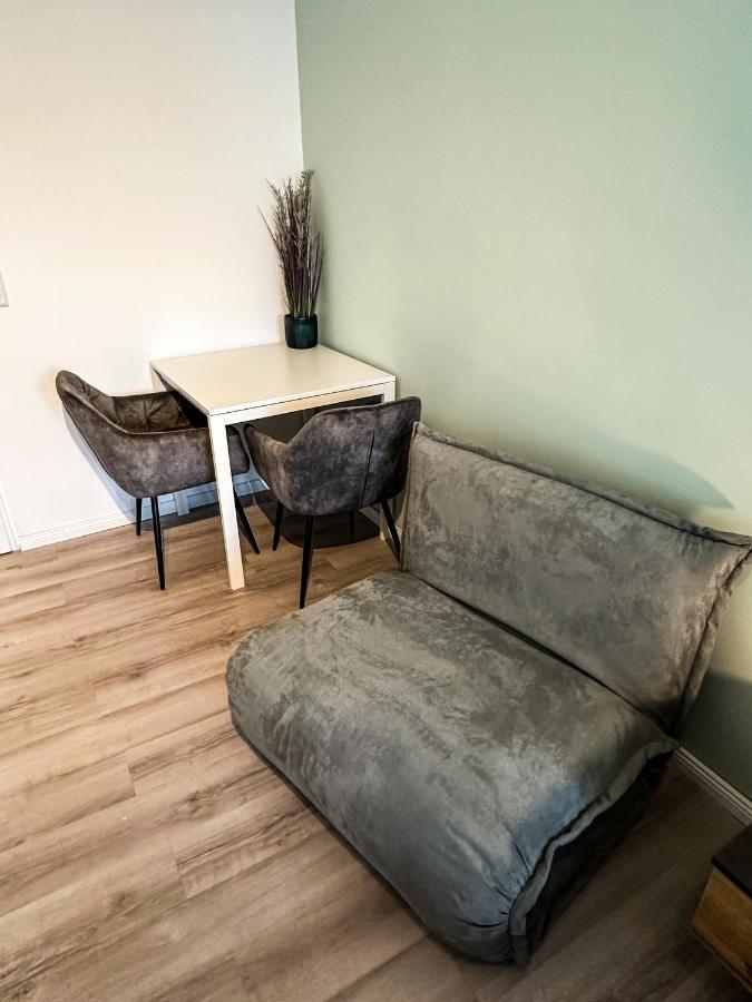 Apartment Fuer 3 Gaeste Mit Kostenlosen Parkplaetzen Und Lift ฮันโนเวอร์ ภายนอก รูปภาพ